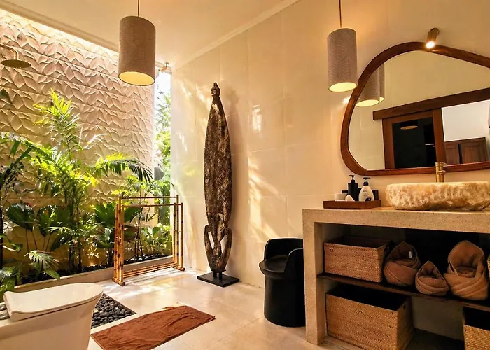 Luxury Private Tropical Oasis & Pool Bali